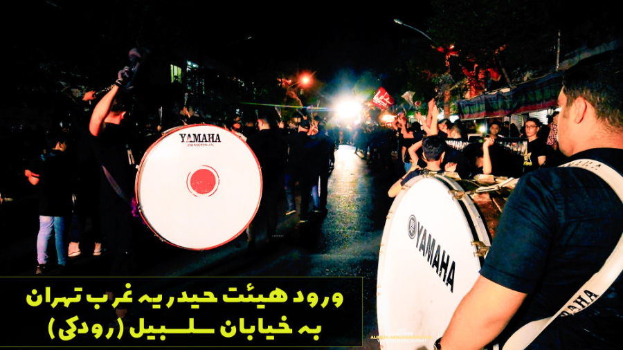 پوستر کوچک