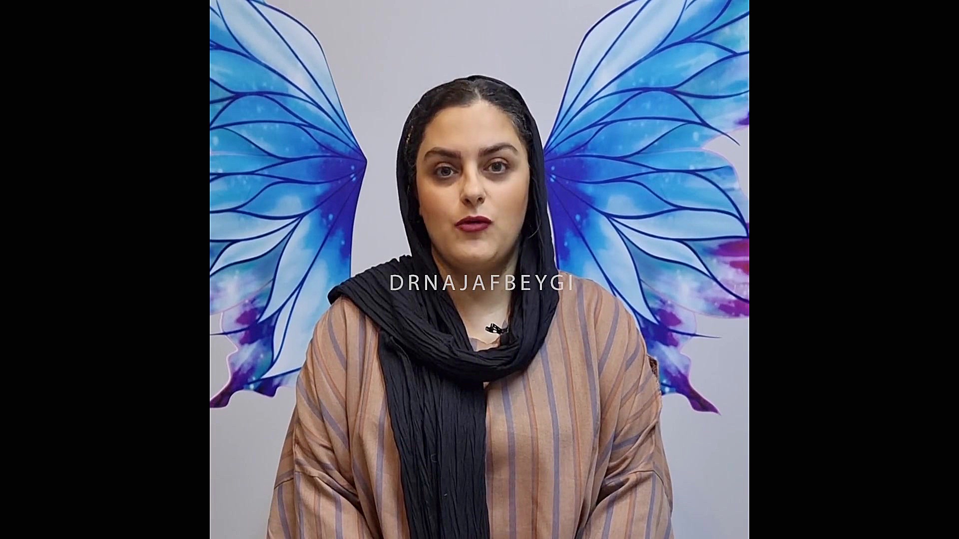 تجربه ی جراحی ماموپلاستی سینه تریلر تصویربرداری بالینی