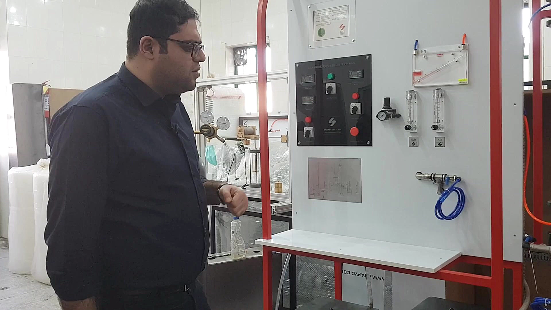 RU 094 برج جذب و دفع آکنده شیشه ای Gas Absorption Desorption Unit دندان مصنوعی