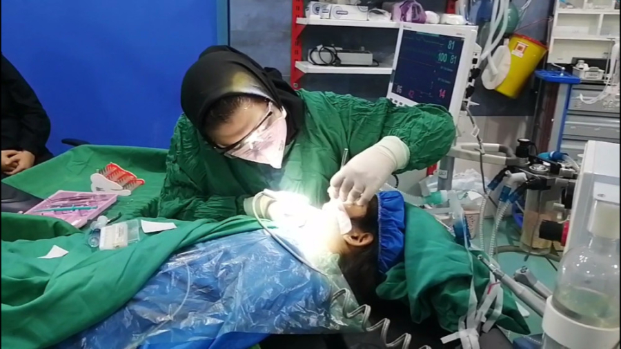 انجام دنداپزشکی تحت بیهوشی کودکان در اتاق عمل های مرکز جراحی محدود ایرانیان اندودنتیکس
