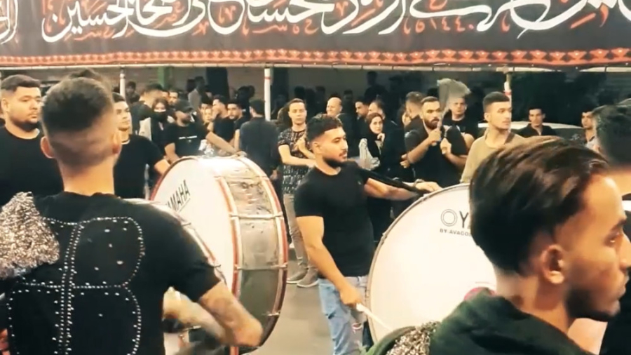 پوستر بزرگ