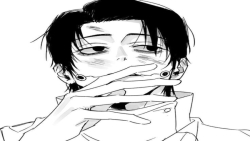 چه اتفاقی داره توی حیاط خونه ی...