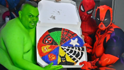 ابرقهرمانان  هالک  مرد عنکبوتی...