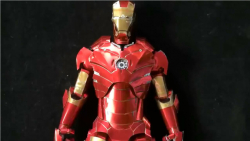 فیلم آموزشی ساخت عروسک مردآهنین Iron man با قوطی نوشابه