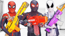 تیم مرد عنکبوتی در جستجوی گروگ...