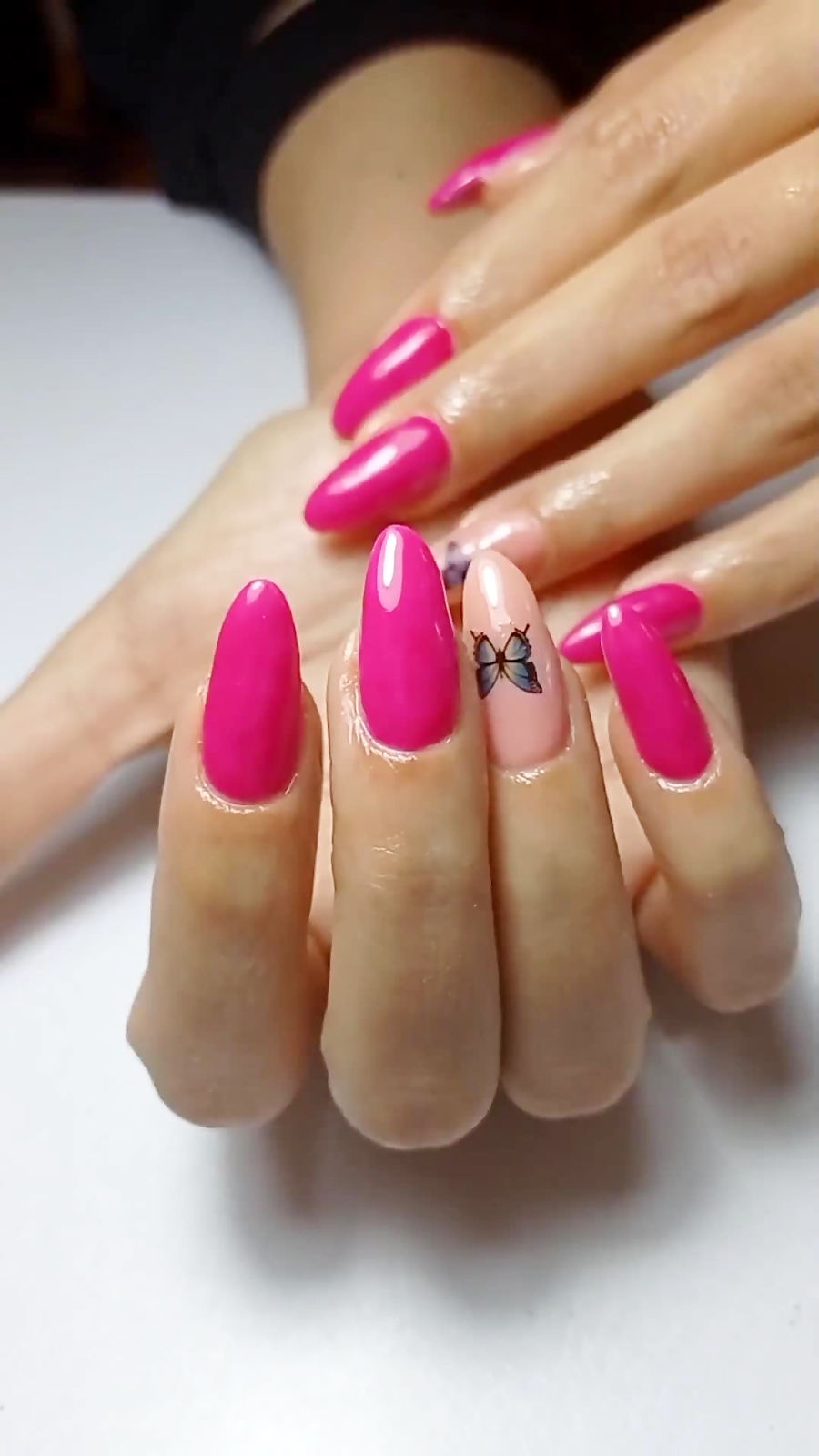 کاشت ناخن جذاب با mah_nail