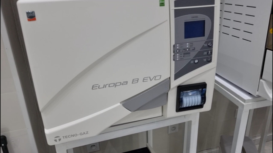 اتوکلاو Autoclave تکنوگاز Tecno Gaz مدل Europa B Evo New 18 Lit کاشت مو