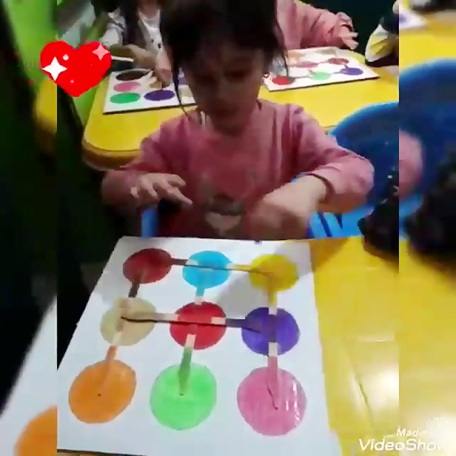 مهد نودک آویده