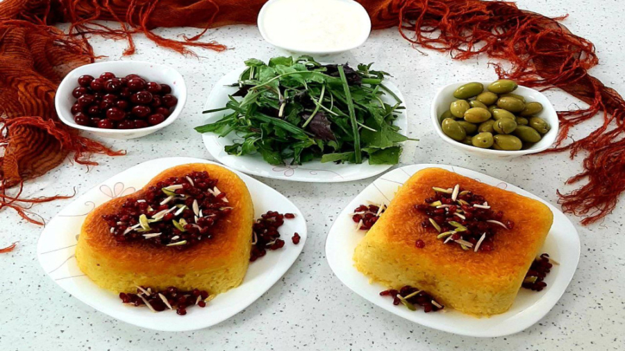 طرز تهیه ته چین مرغ قالبی بدون فر (ته چین مرغ تک نفره)
