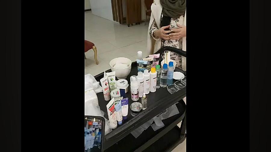 پاکسازی پوست صورت با سبد محصولات نفیس لیپوست