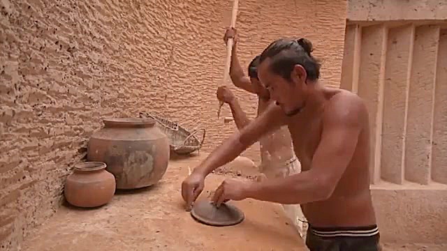 ساخت یک خانه جنگلی و استخر ارامش در جنگل پروتز دندان