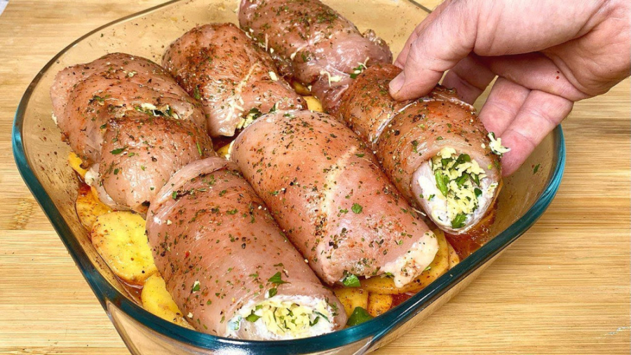 طرز تهیه رولت مرغ خانگی :: رولت مرغ شکم پر :: آشپزی