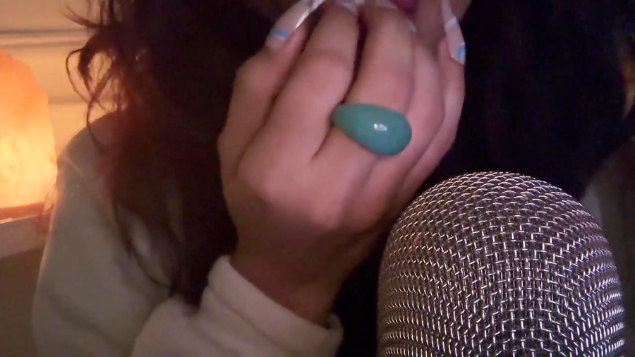 صداهای دهان، ذوب مغز،   ضربه زدن با ناخن های بلند (به جز مقدمه صحبت نمی شود)