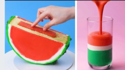 دسر و کیک هندوانه شب یلدا ، سفره آرایی شب یلدای ۱۴۰۱
