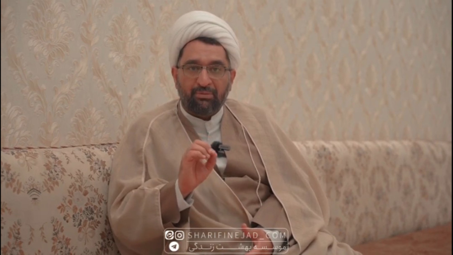 چه کسی منتظر شماست ؟