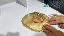 بازی با اسلایم بیرونی . مخلوط...