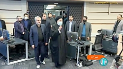 تأکید رئیسی بر شکستن انحصار و رقابتی کردن خودروسازی تأکید رئیسی بر شکستن انحصار و رقابتی کردن خودروسازی