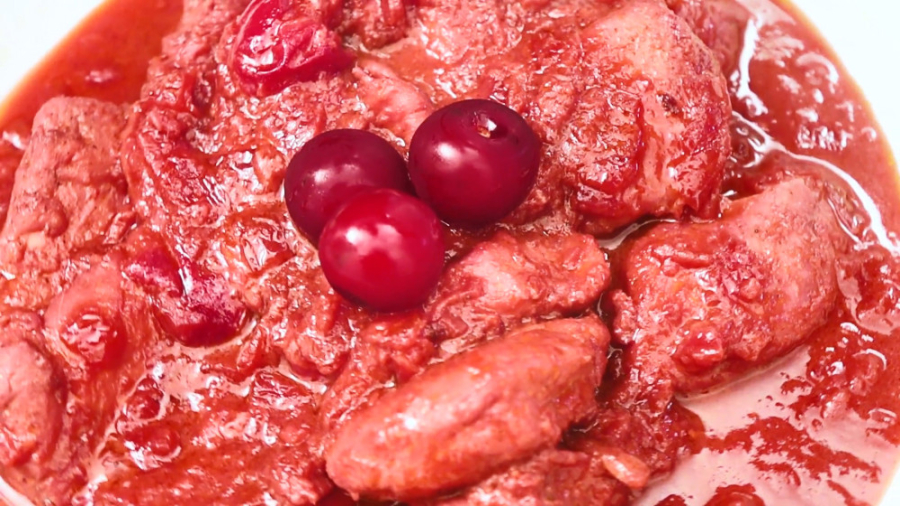 ویدیو آموزشی طرز تهیه خوراک مرغ آلبالویی