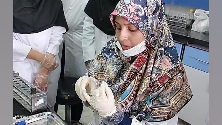 نحوه ی کار با لام در تهیه نمونه و کار با فیلد و پلاتین برداشتن خال