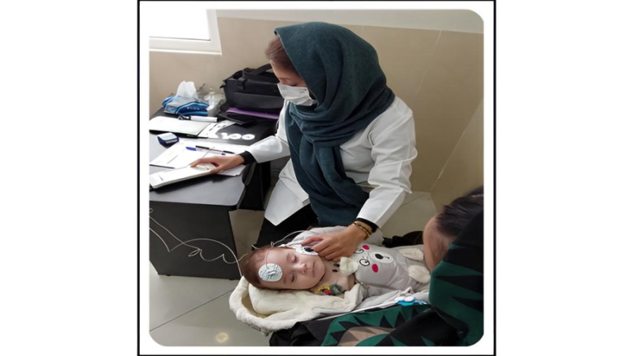 تست غربالگری شنوایی نوزادان _کلینیک دریا جراحی پف زیر چشم