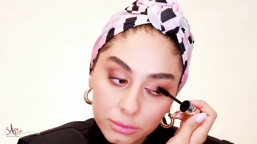 آرایش چشم ساده و دخترانه به صورت مرحله به مرحله