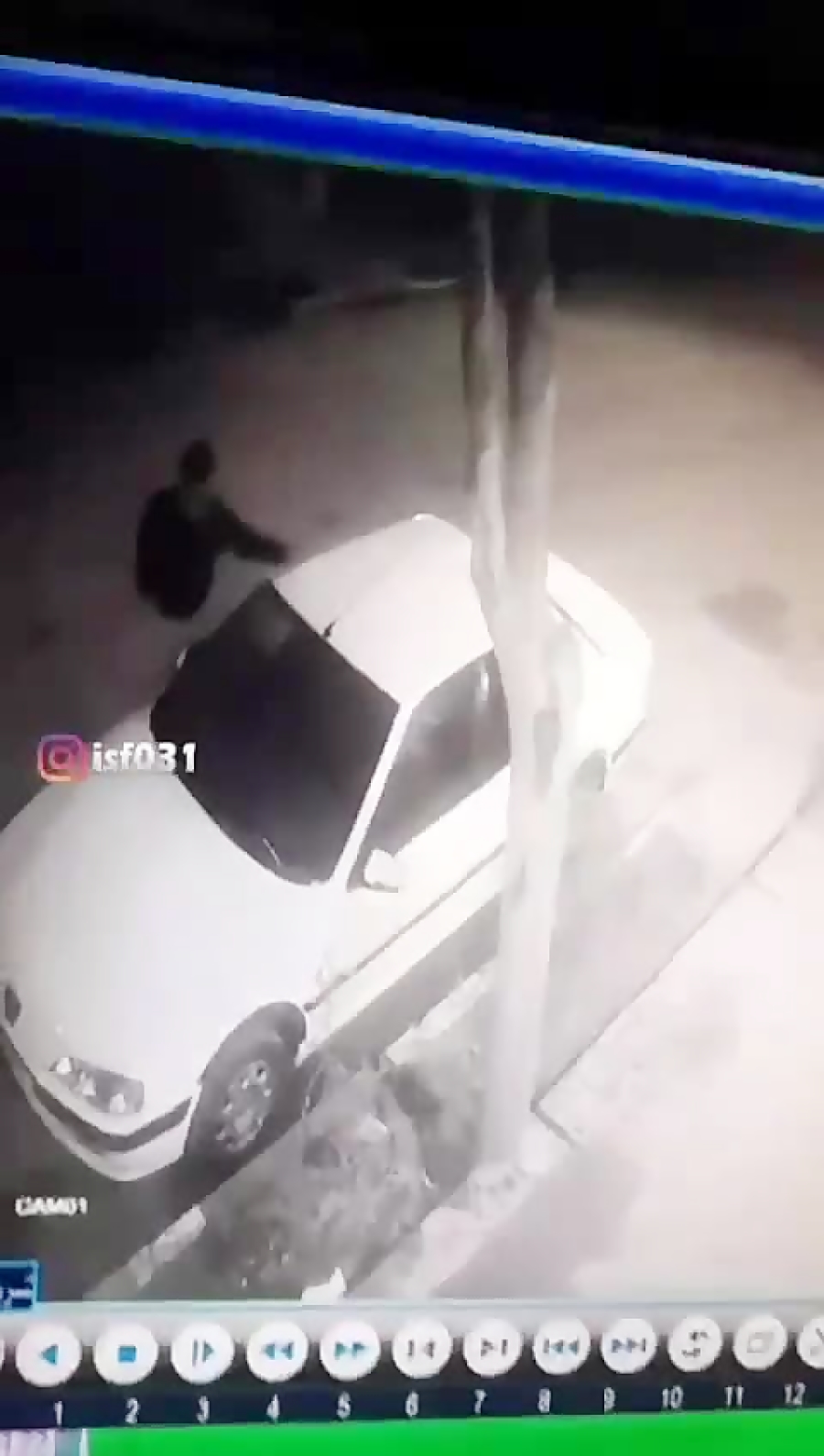 آتش زدن عمدی یک پژو پارس در دولت آباد توسط افراد ناشناس آتش زدن عمدی یک پژو پارس در دولت آباد توسط افراد ناشناس