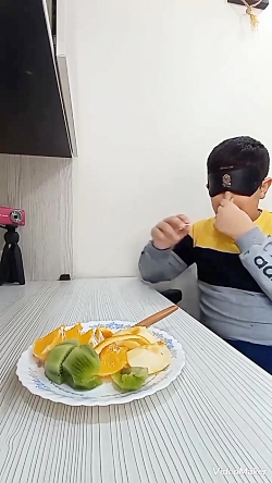 یه ایده احمقانه.......... چیکا...