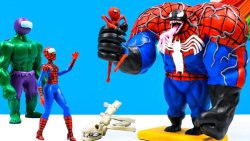 ابرقهرمانان خمیری  ونوم ارتقا...