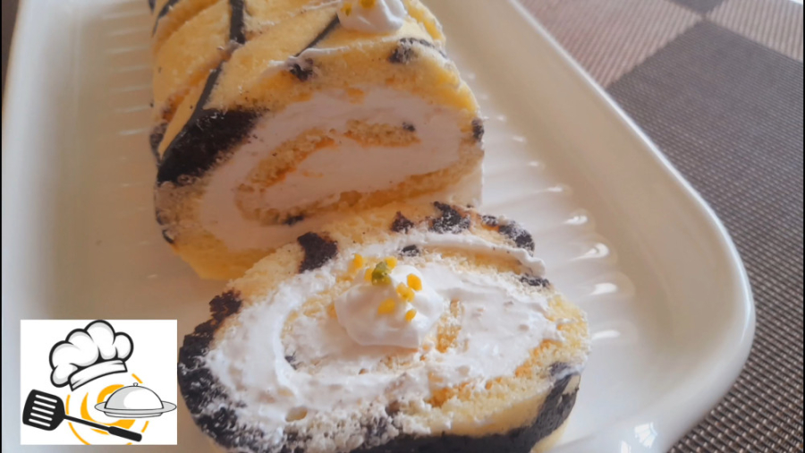 طرز تهیه رولت خامه ای بدون فر/انواع کیک وشیرینی