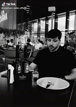 شعری ای دوست تورا با لعل جوهر برابر نکنم ادرس شریفی شعری ای دوست تورا با لعل جوهر برابر نکنم ادرس شریفی