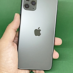 iphone 11 pro max in olx