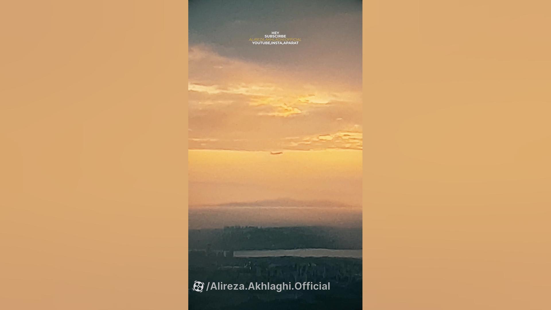 پوستر بزرگ