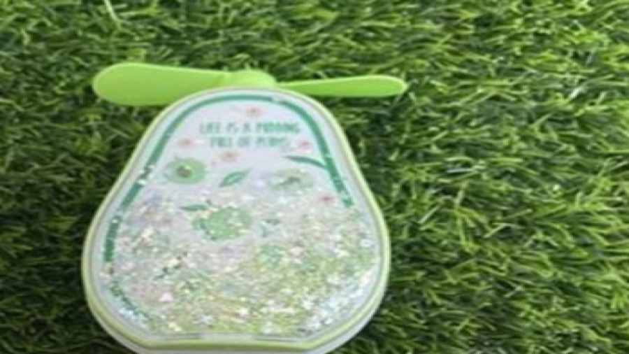 میکاپ اسلایم مخلوط کردن اسلایم با لوازم آرایشی با نگین (درخوستی)