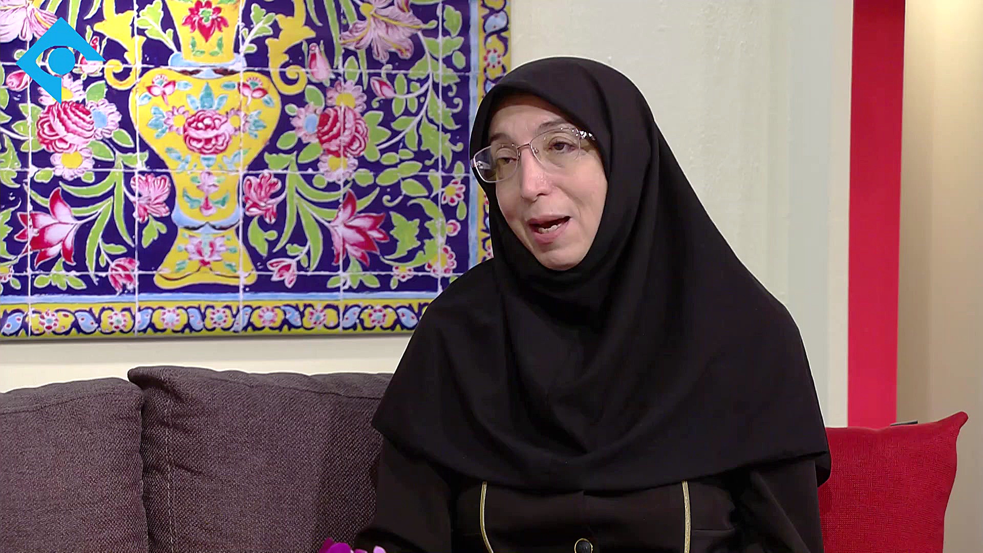 خانم دکتر لواسانی - متخصص زنان و زایمان - درخصوص مراقب های سه ماه دوم وسوم لیزر فرکشنال