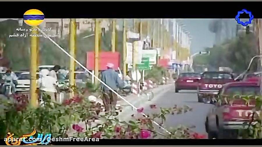 پوستر کوچک