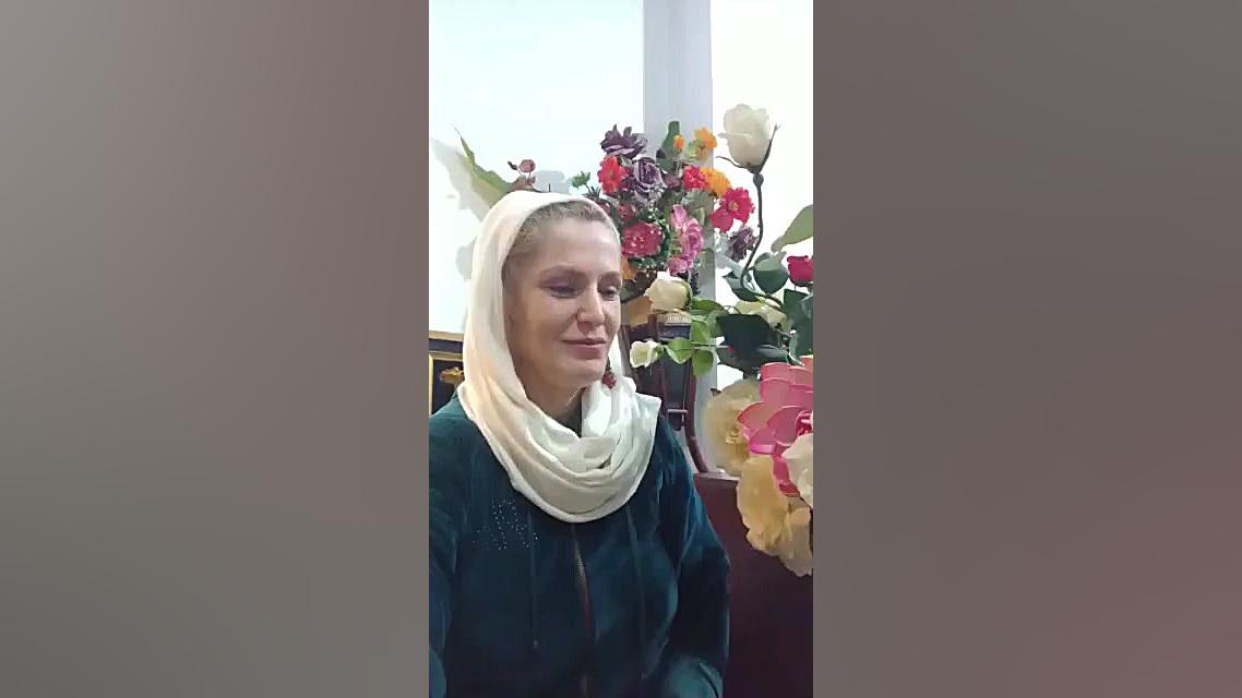استاد فرحناز اژدر - معلم خصوصی زبان انگلیسی زمان49ثانیه