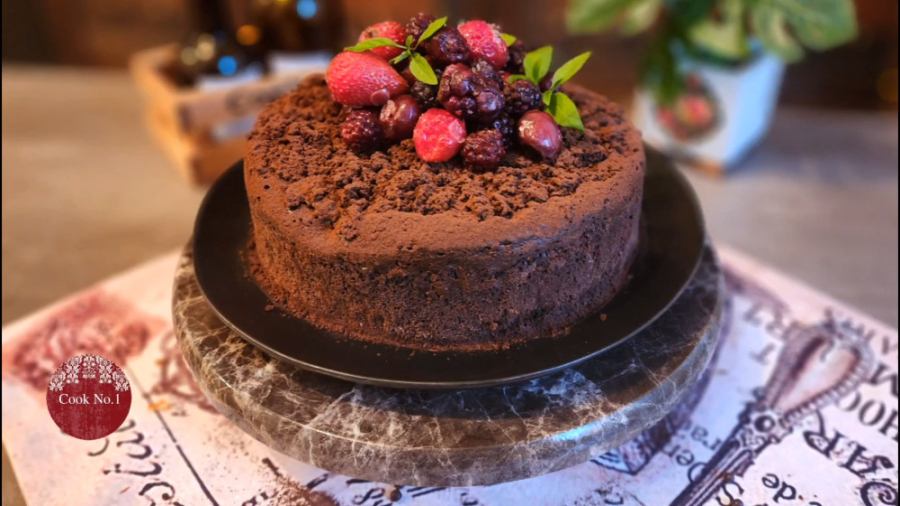 طرز تهیه "کیک شکلات و آلبالو"