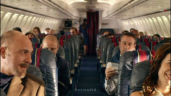 مردی که آدم&zwnj;های بدذات اطر...