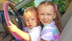 برنامه کودک لیزا  آهنگ در ماشی...