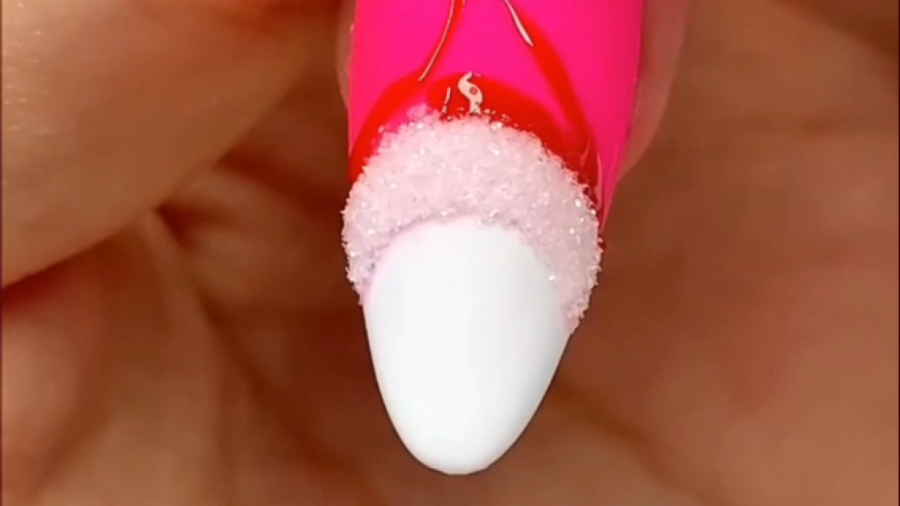 طراحی ناخن کریسمس ؟!⁦(・o・)⁩!و لاک شب رنگ⁦(・∀・)⁩ وااااو⁦(☉｡☉)!⁩