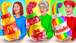 تفریحی و سرگرمی  خوردن کیک با...