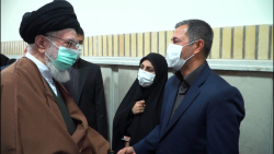 دیدار و گفت وگوی رهبر انقلاب با خانواده شهید آرمان علی وردی دیدار و گفت وگوی رهبر انقلاب با خانواده شهید آرمان علی وردی