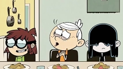 کارتون خانه ی پر سرو صدا