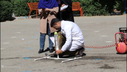 موشک آبی دختران مدرسه اکرم السادات کردزار در روز معلم موشک آبی دختران مدرسه اکرم السادات کردزار در روز معلم