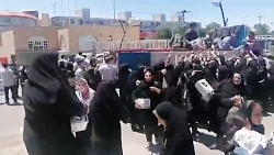 فیلم جنجالی از توزیع هدایا بین معلمان در اندیمشک فیلم جنجالی از توزیع هدایا بین معلمان در اندیمشک