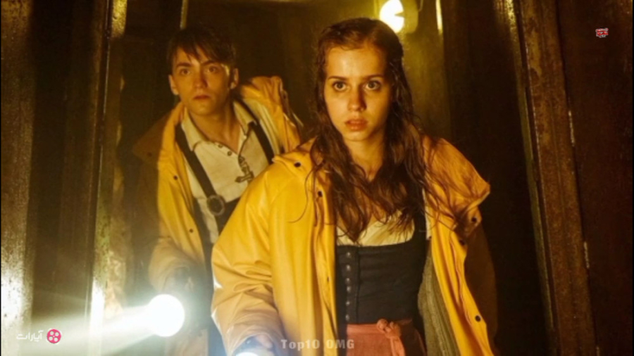 معرفی فیلم ترسناک _ رازآلود خانه وحشت ۲۰۲۰ | The scary house زمان87ثانیه