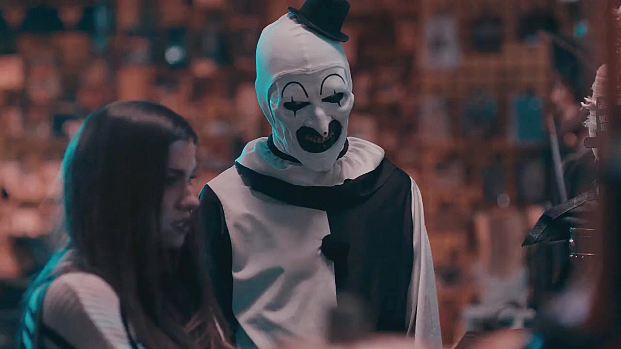 فیلم Terrifier 2 وحشت انگیز ۲ زیرنویس فارسی زمان6332ثانیه