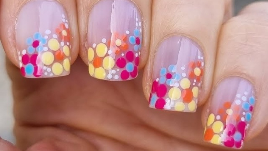 طراحی ناخن بانوان 2023 | دیزاین ناخن مانیکور فرانسوی