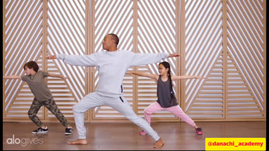 ورزش یوگا کودک به زبان انگلیسی