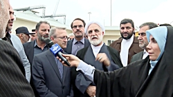 خنده تلخ رئیس قوه قضائیه در پایان صحبت دو مقام دولتی خنده تلخ رئیس قوه قضائیه در پایان صحبت دو مقام دولتی
